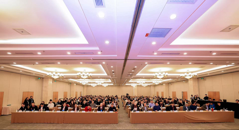 世界中医药学会第三届急重症专业委员会换届大会暨第十一次国际中西医结合急重症大会在北京召开